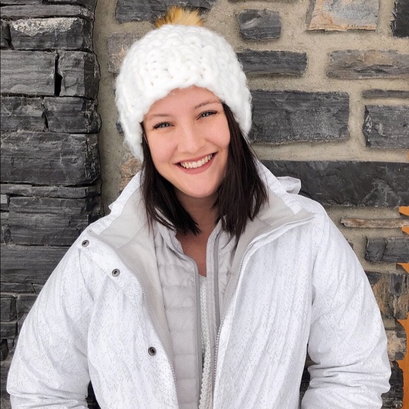 Meet your Posher, Leah - Picture 1 of 1